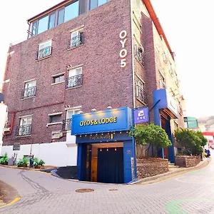 Oyo Myeongdong 5 Ostello Seul